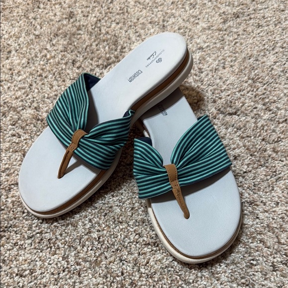 NWOB Clarks Women's Eliza June Slide Sandal - Picture 1 of 5